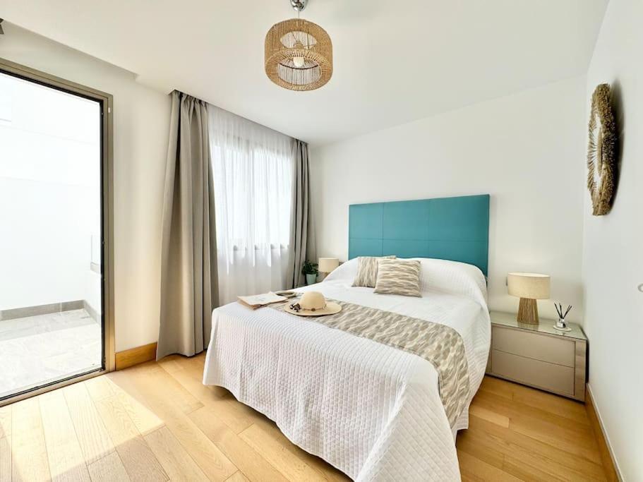 Welcome To Villa Bali A Luxurious Modern Getaway Los Cristianos  Exterior photo